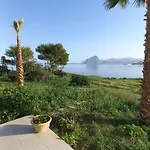Abunagia Seaside Garden 別荘 エーリチェ